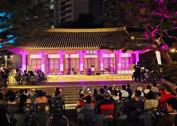 봄눈스테이 서대문 Bom Noon Seodaemun 서울특별시